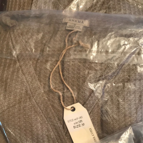 Anthropologie Anama High Low Sweater - Picture 4 of 4